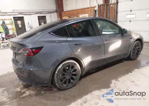 2023 Tesla Model Y Awd/Long Range Dual Motor All-Wheel Drive из США, поврежденный, VIN 7SAYGAEE6PF712391